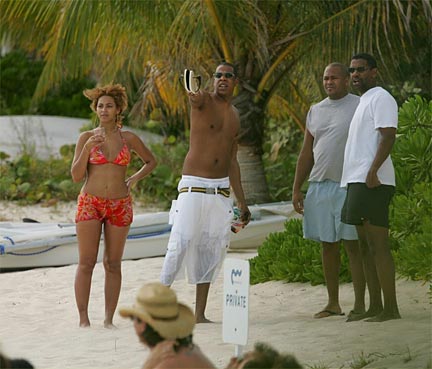 Jay-Z and Beyonce on Anguilla Photo From: Beyonceworld.net