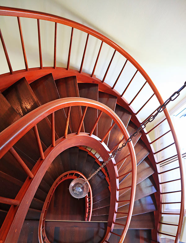 santosha villa estate staircase