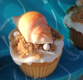 shell cupcake made by cake divas