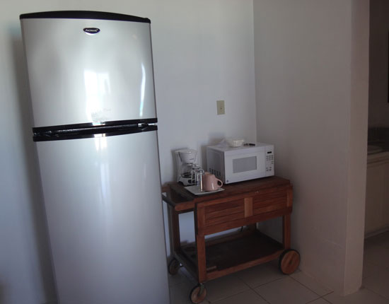 appliances in a rendezvous bay hotel room