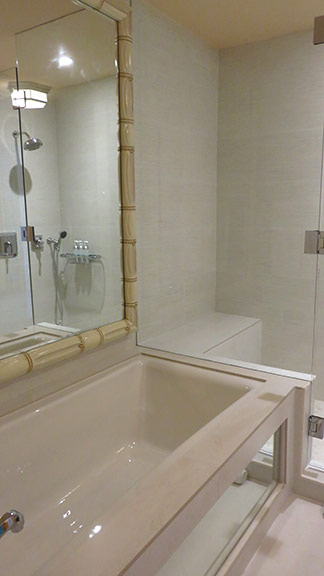 shower and bathtubs inside malliouhana ocean view superior