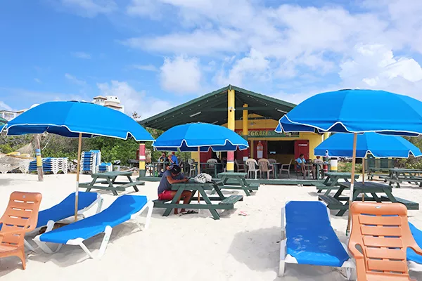 Gwen's Reggae Bar Grill