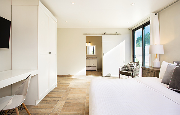 Guest bedroom Sandcastle Beach House