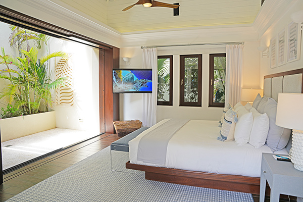 Sapphire Suite at nevaeh villa