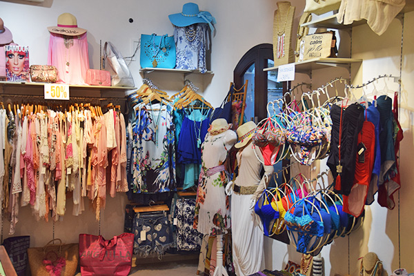 Beachy wear, swimsuits, coverups, hats and bags at Bijoux