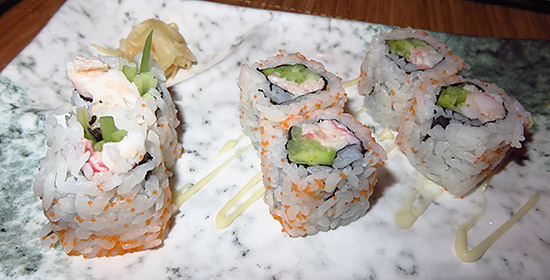 salmon cucumber roll