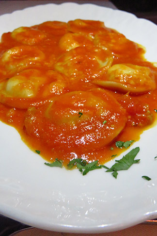 italia caprese ravioli