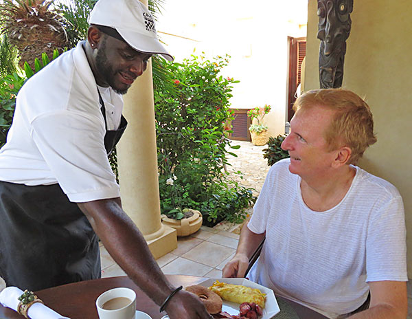 chef kylon serving breakfast at bird of paradise villa