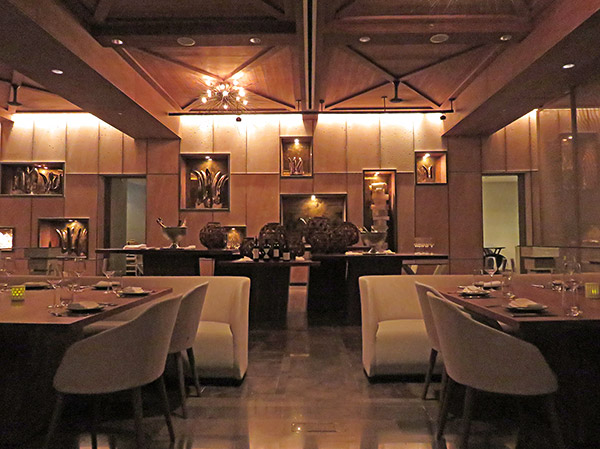second level dining room at coba