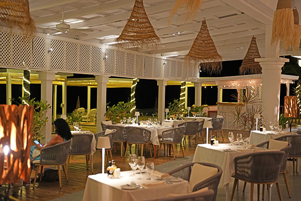 L'Etoile Restaurant on Shoal Bay East
