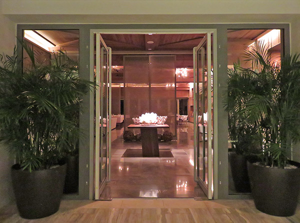 entrance to four seasons coba