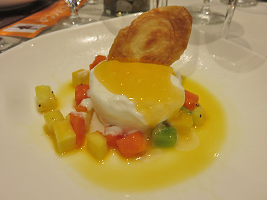 epicurea dessert a souffle glace with fruits