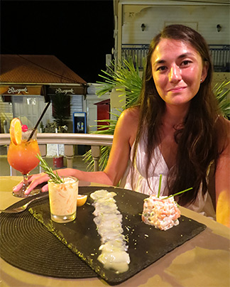 salmon tartar appetizer at le cottage