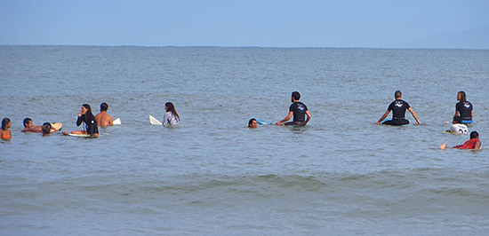 la punta surf scene