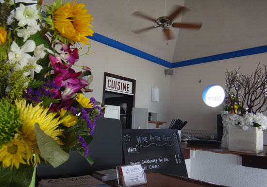 la villa restaurant interior