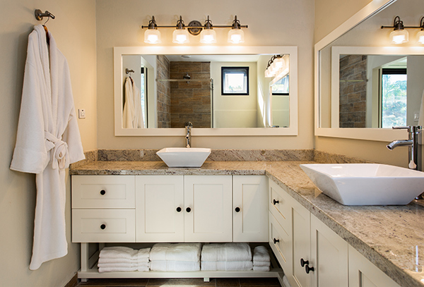 Bathroom at Sand Castle: The Beach House