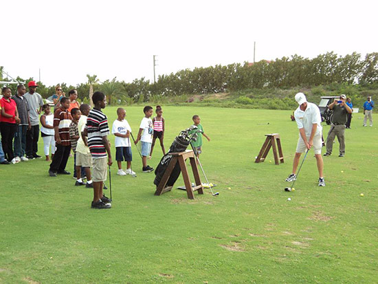 anguilla play golf kids