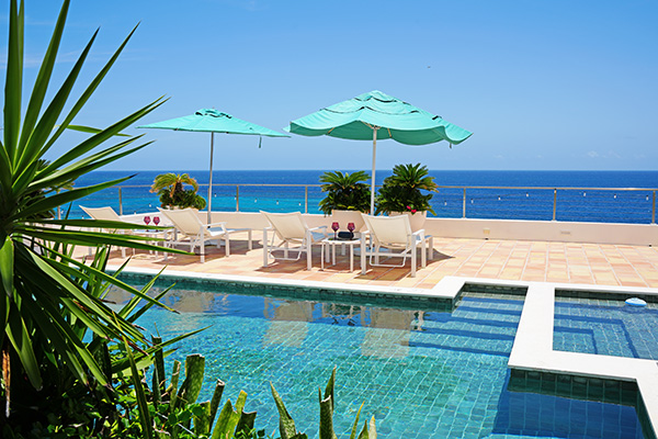 Villa Stella Maris Poolside