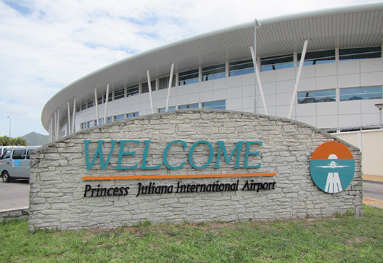 princess juliana airport st-maarten sign