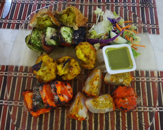 tandoori platter appetizer at spice of india