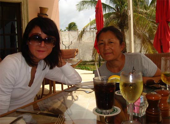 frangipani anguilla hotel straw hat lunch