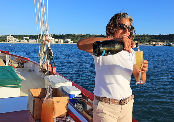 tradition sailing charter champagne cocktail