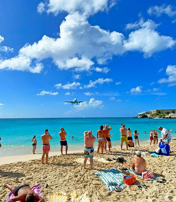 air france approaching princess juliana airport SXM