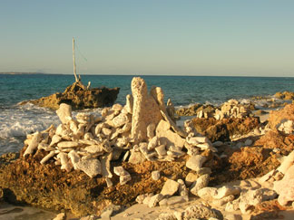 Anguilla beaches, Rendezvous Bay, Little Stonehenge