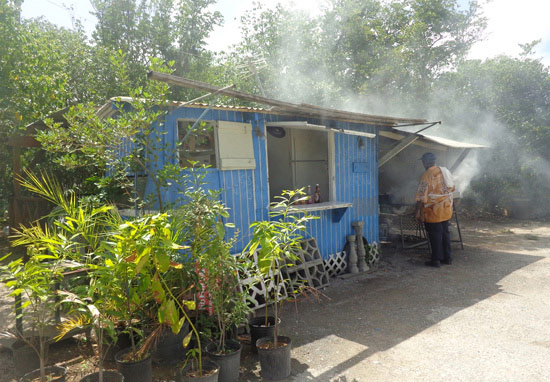 Anguilla dining, Valley BBQ, roadside, chicken, ribs, johnny cakes