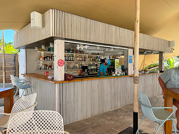 La Playa Restaurant & Bar