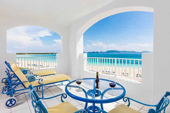 beachfront junior suite at cuisinart