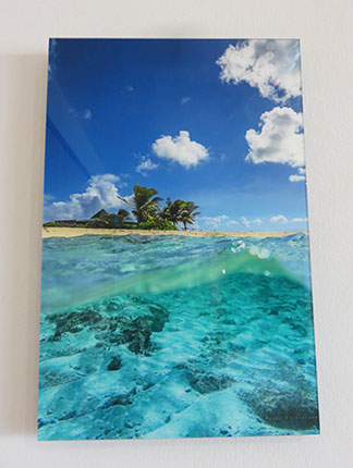 beautiful photography inside the reef hotel rooms