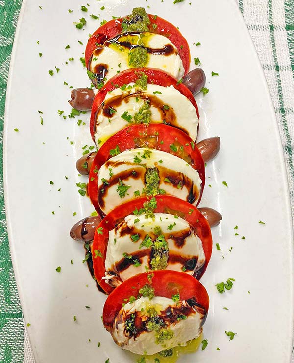 dolce vita caprese salad