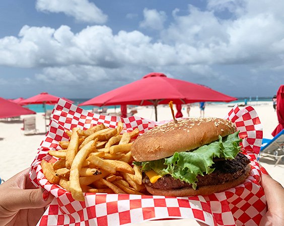 delicious cheeseburger from uncle ernies