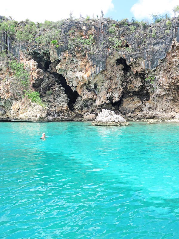 high cliffs at little bay anguilla