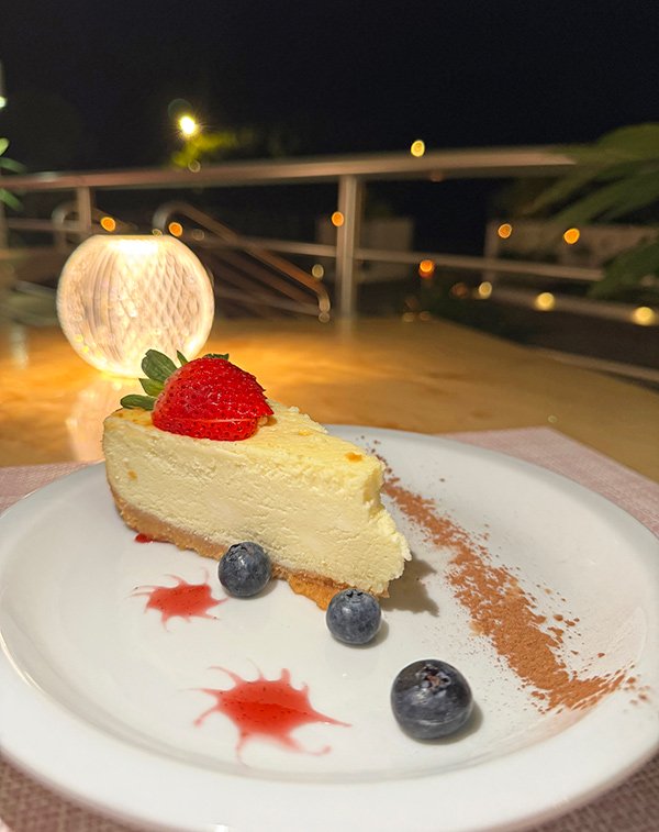 Lobster House Eggnog Cheesecake