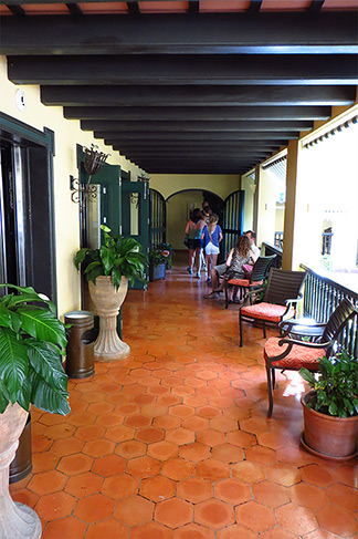 el convento hallway