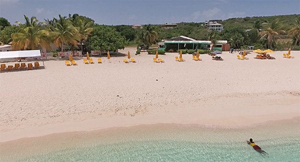 elodias beach bar and restaurant on shoal bay east