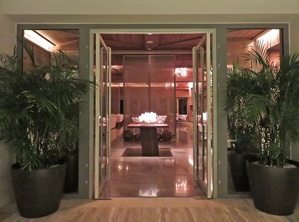 entrance to four seasons coba