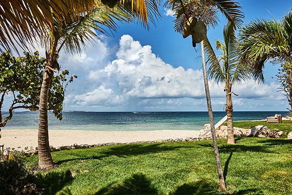 Beach Escape Villa Pool deck 