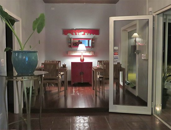 interior dining space at de cuisine