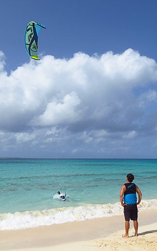 teaching kitesurfing