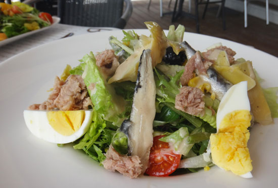 salad nicoise at la villa in sandy ground