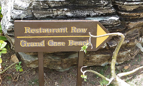 signs to grand case