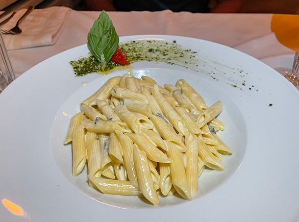 penne gorgonzola Buonanotte Italian Restaurant