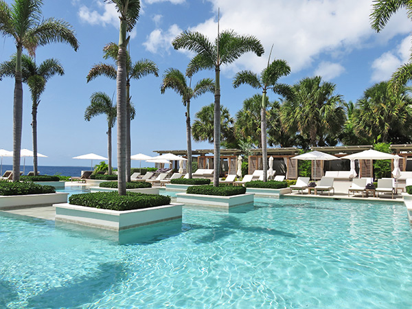 Pool at Four Seasons