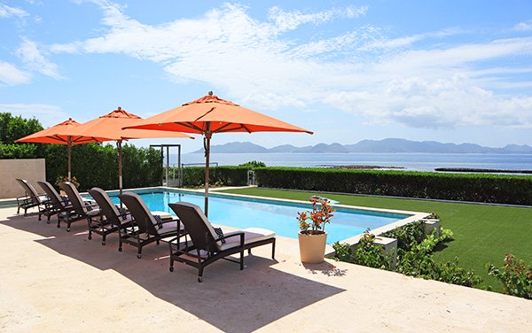 Pool view of Saint Martin