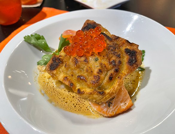 Half-cooked Salmon with Sea Scallops Ravioli at Bacchus