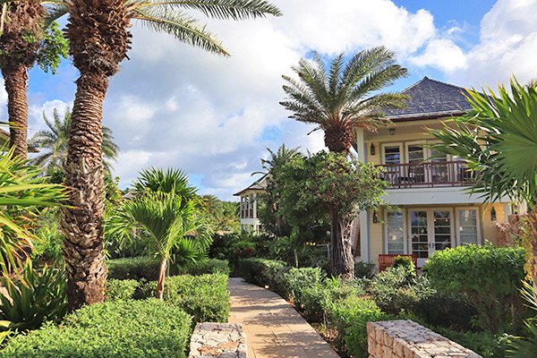 Guest House Bhakti at Santosha Villa Estate on Long Bay