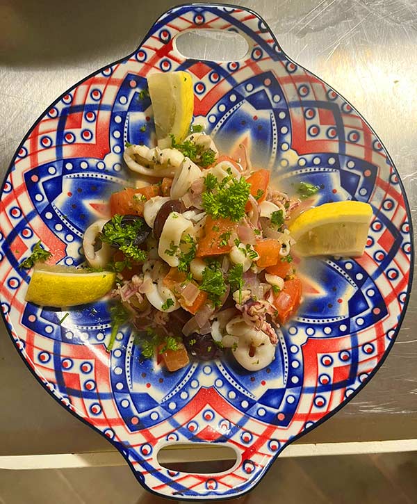 sauteed calamari taverna